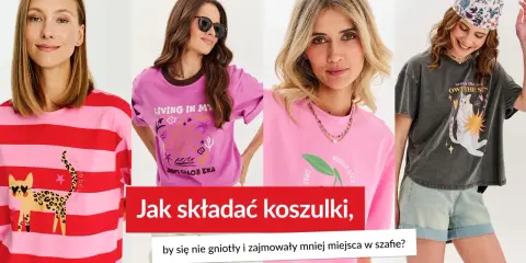 Cztery kobiety prezentują koszulki z nadrukami. Dowiedz się, jak składać bluzki z długim rękawem, by się nie gniotły i zajmowały mniej miejsca w szafie.